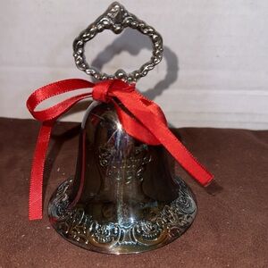 🐈‍⬛ 1996 Wallace Annual Silverplate  Bell Christmas Ornament